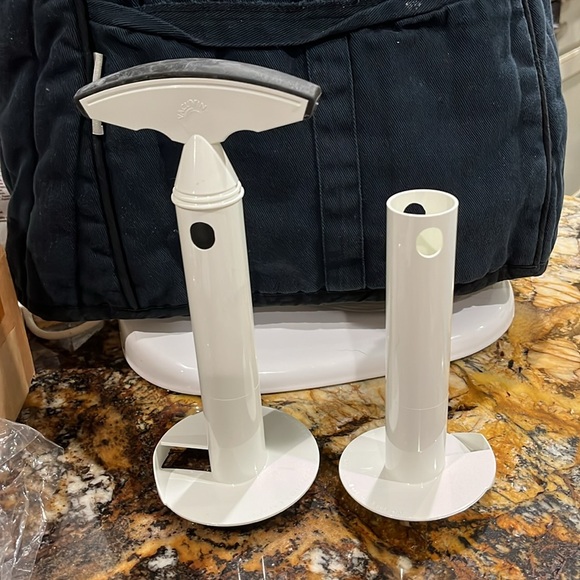 Pineapple slicer by Vacuvin innovations - Picture 2 of 6